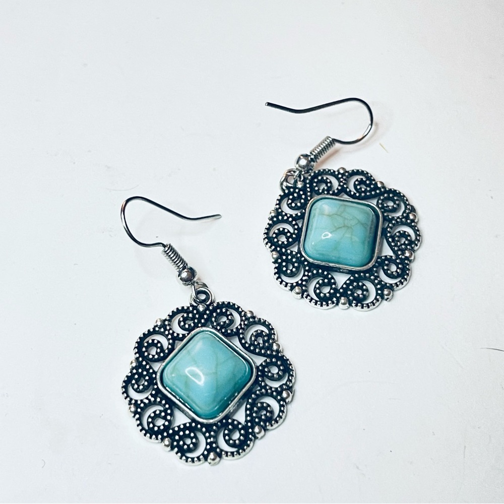 New Handmade Blue Natural Larimar Victorian Tibeten Silver Dangle Earrings - Picture 8 of 9